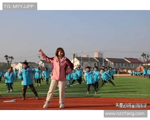 陈丽专访：从绿茵场到人生舞台的足球旅程回顾与感悟